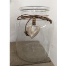 Glas mit Juteband und Anh&auml;nger
