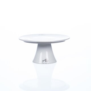 CAKE round footed porcelain plate